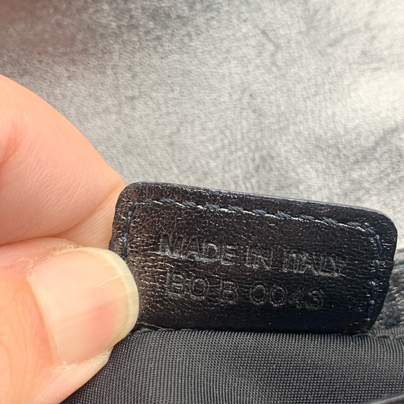 FIRM - Authentic Dior Mini Messenger - Picture 7 of 10